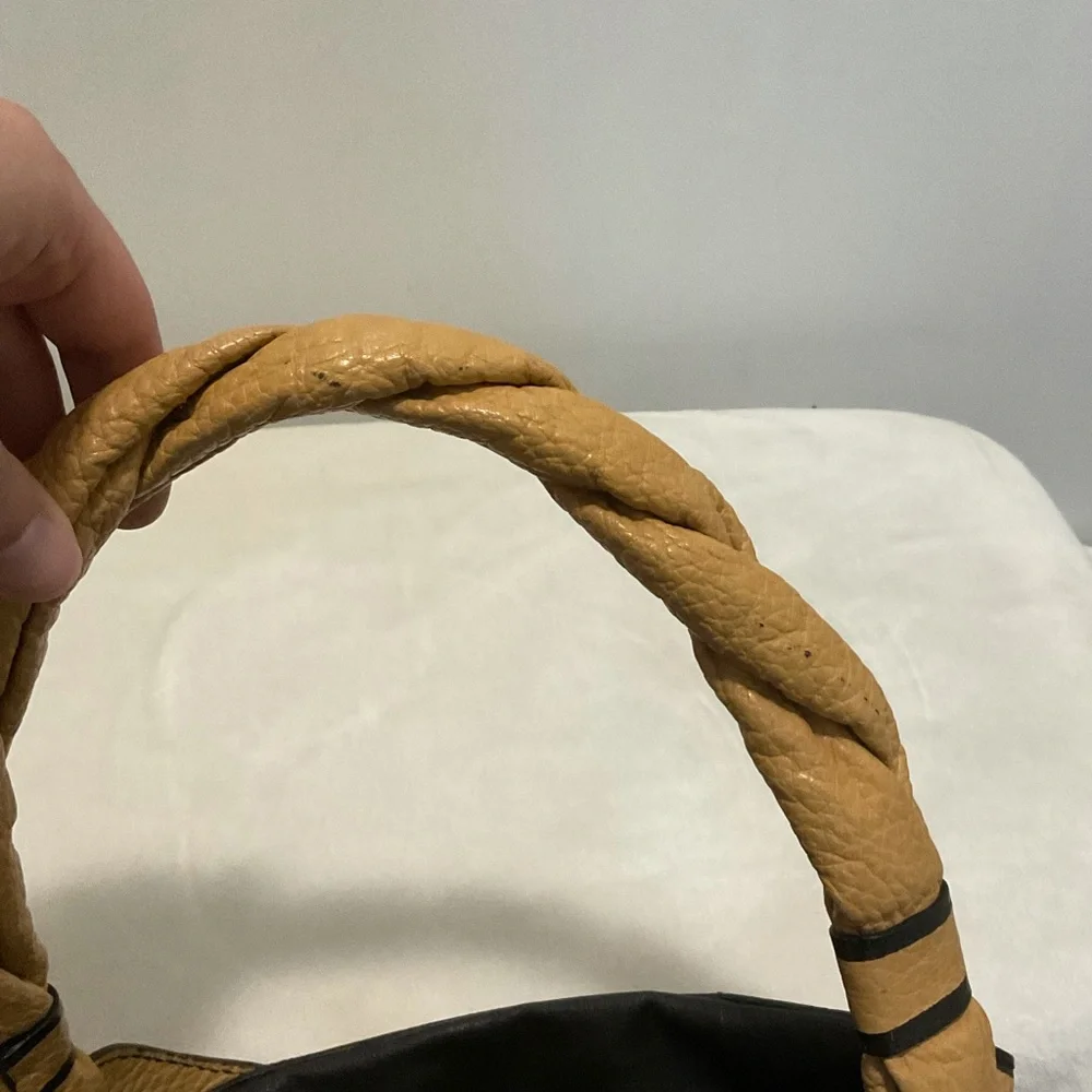 Gorgeous Vintage Fendi Palazzo Bucket Bag - Picture 8 of 11